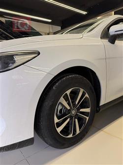 بي واي دي Qin Plus